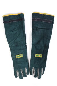 Anti- Puncture Gloves - Image 4